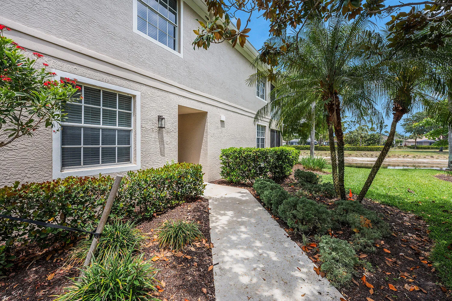3 bed, 1632 sqft, $2,800 — Photo 1