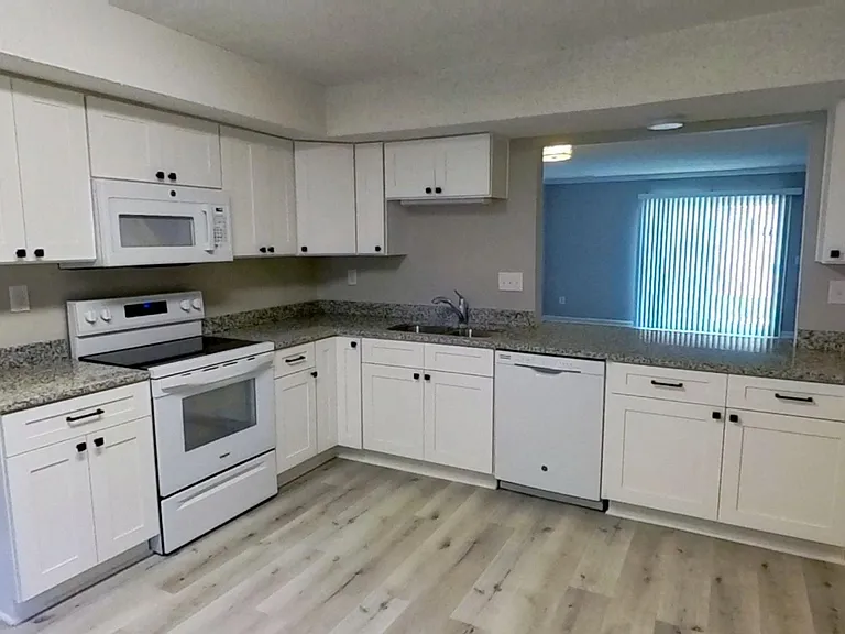 1227 Seaton Rd #60 — Photo 4