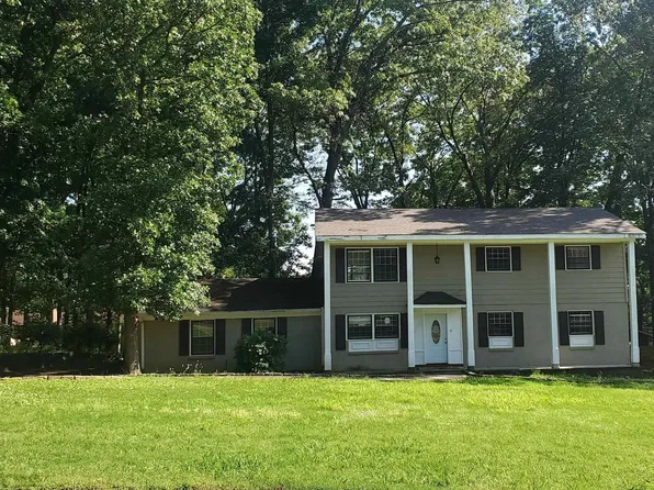 8020 Navios Dr SE, Huntsville, AL 35802