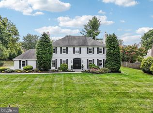 633 Foxfields Rd, Bryn Mawr, PA 19010