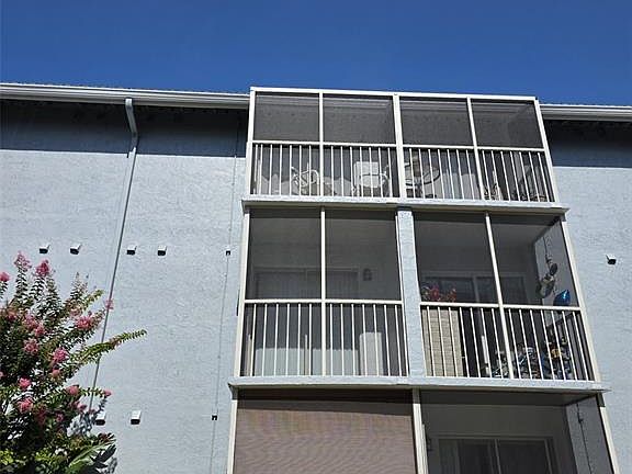 4th image of 139 Oyster Bay Cir APT 220