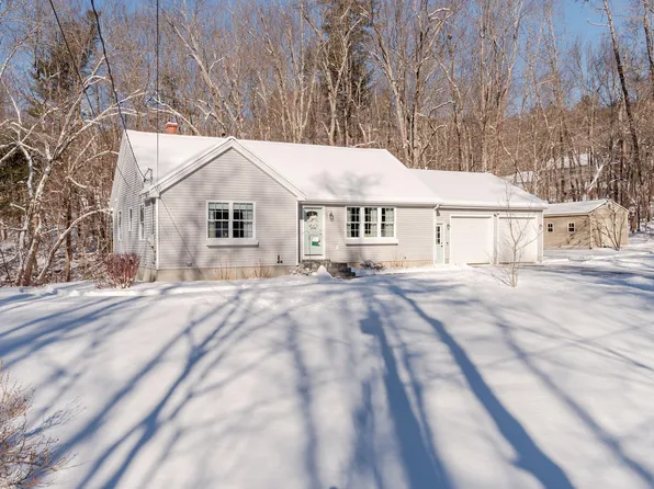 7 concord Drive, Windham, ME 04062