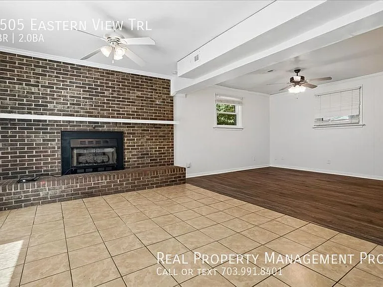 9505 Eastern View Trl — Photo 21