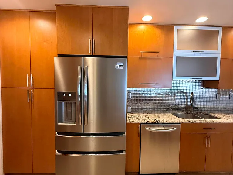 3509 NW 26th Ct — Photo 12