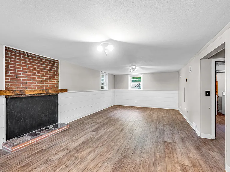 141 Cedar Rd — Photo 18