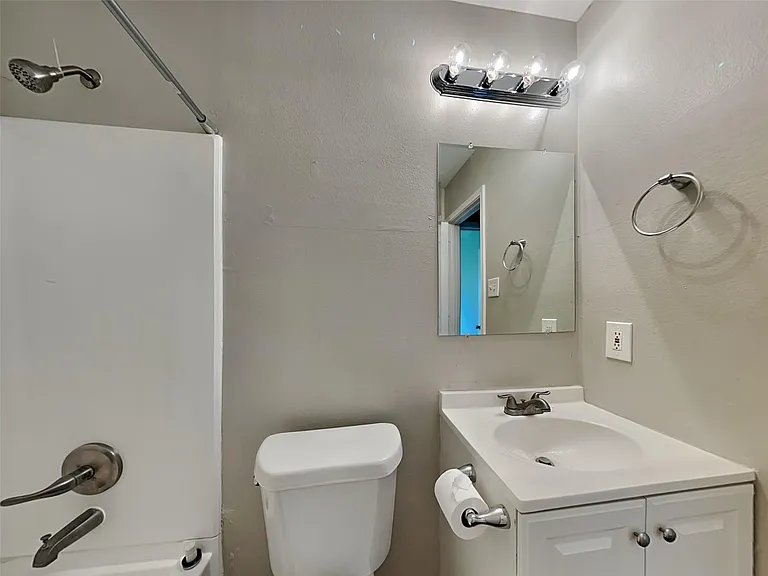 3703 Nutwood Ln — Photo 15