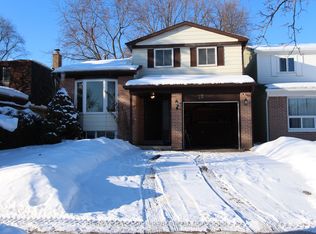 22 Springhead Gdns, Richmond Hill, ON L4C 5B9