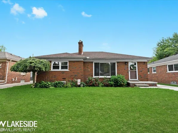 21770 Chalon St, Saint Clair Shores, MI 48080