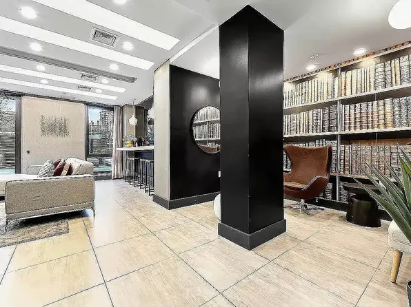 635 Fourth Avenue image 10 of 10