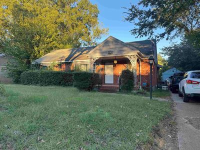 814 Colonial Rd, Memphis, TN, 38117