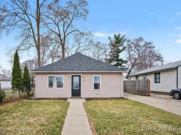 3809 Jefferson Ave SE, Wyoming, MI 49548