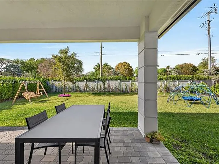 8267 SW 120th Ter — Photo 41
