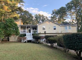 2840 Emerald Frst, Acworth, GA 30102