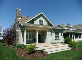 5269 Cobblestone Cir, Egg Harbor, WI 54209