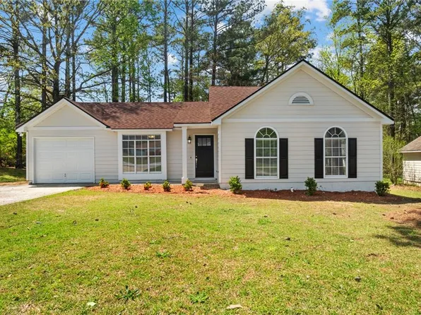 10331 Wrens Dr, Jonesboro, GA 30238
