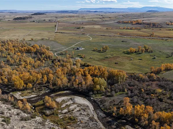 8735 Us Highway 12, Roberts, MT 59070