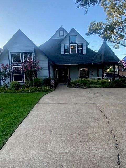 1st image of 14902 Inverrary Dr