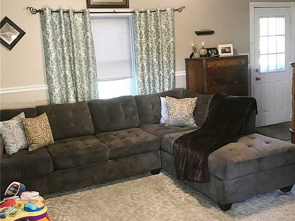 5th image of 15 Flock Ln