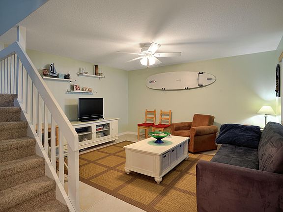 2nd image of 8757 Live Oak Ct