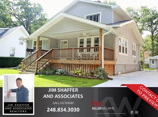 655 W Hazelhurst St, Ferndale, MI 48220