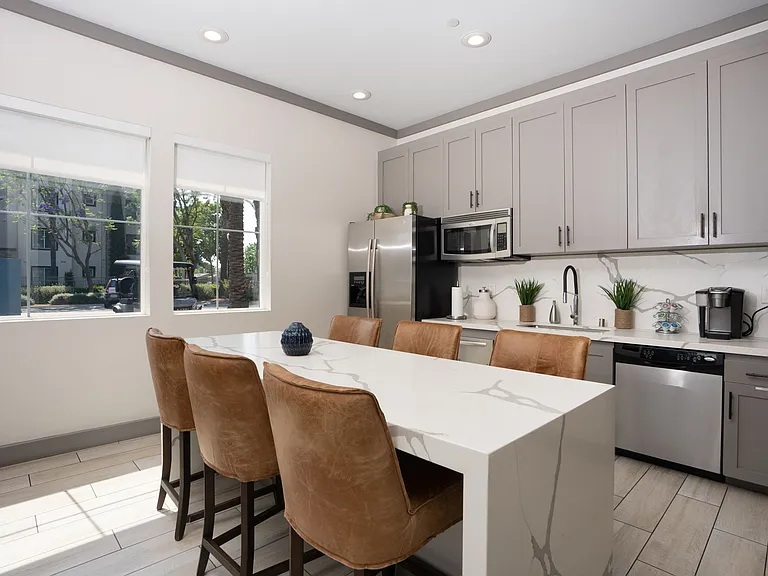 The Grove Apartments — Photo 30