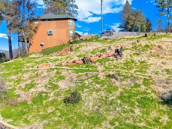 5th image of 18845 Evergreen Dr