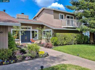 3 Darnby Ct, Orinda, CA 94563