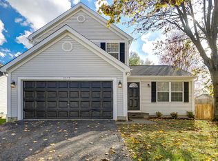 2373 Sunladen Dr, Grove City, OH 43123