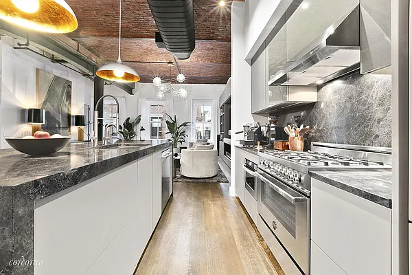 Sold by Corcoran | media 19