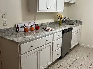 35 Heartbreak Rd APT 4, Ipswich, MA 01938