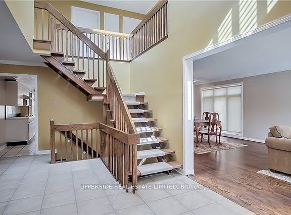 3rd image of 252 Fisherville Rd