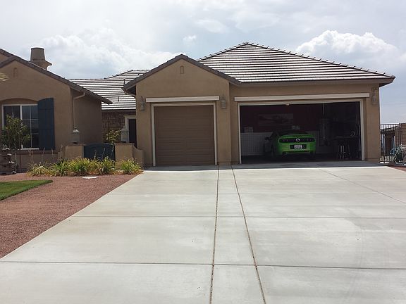 driveway/garage