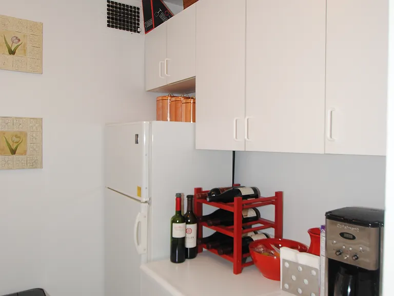 155 E 34th St #5H — Photo 6