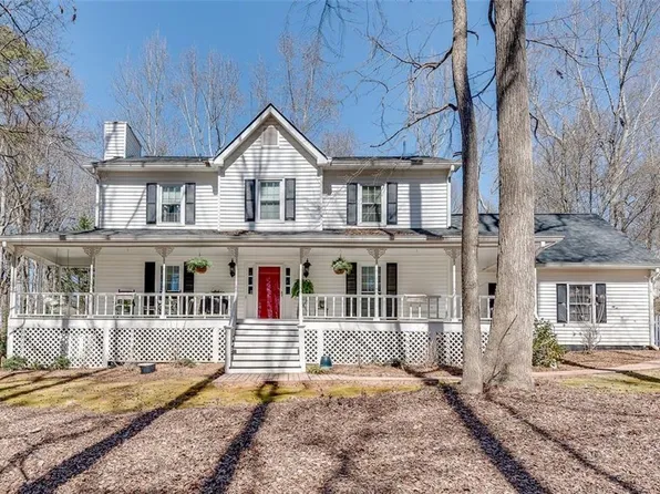 2825 Parnell Springs Ct, Cumming, GA 30040