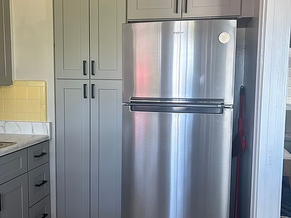 4th image of 285 Mateo Way NE Unit W