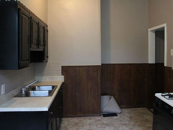 5th image of 3025 Glenway Ave