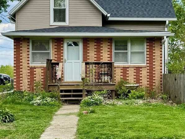 606 N Fillmore St, Mount Ayr, IA 50854