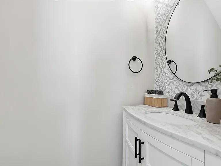 2707 Rochelle Dr — Photo 34