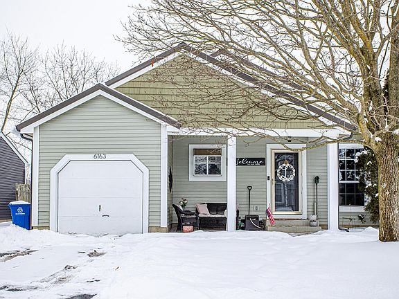 3rd image of 6163 Hazelmere Dr