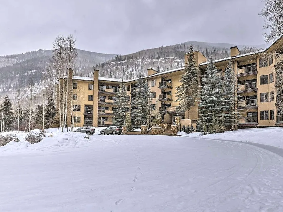 1650 Fallridge Rd #207