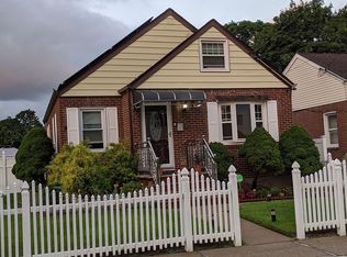 48 Jefferson Ave, Valley Stream, NY 11580