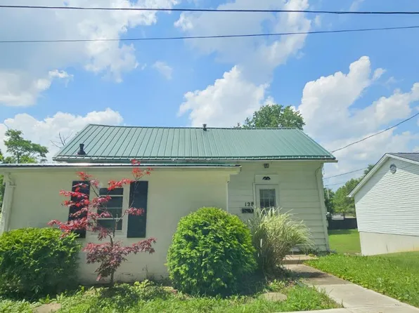128 W Burroughs St, Blanchester, OH 45107