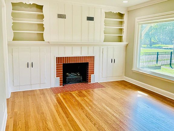 4th image of 1021 Mitchell Rd