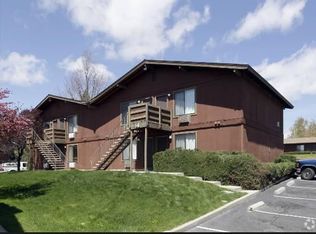 555 Sadleir Way #13, Reno, NV 89512