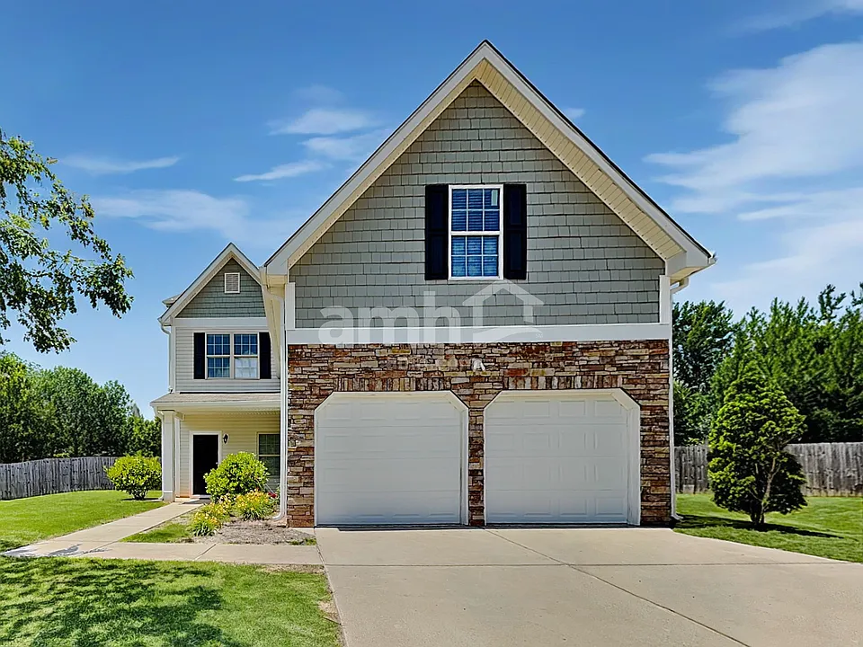202 Monarch Way