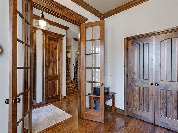 5th image of 1505 SW 134th Ter