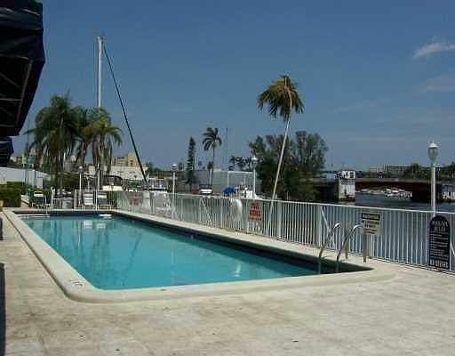2nd image of 1720 NW North River Dr APT 404