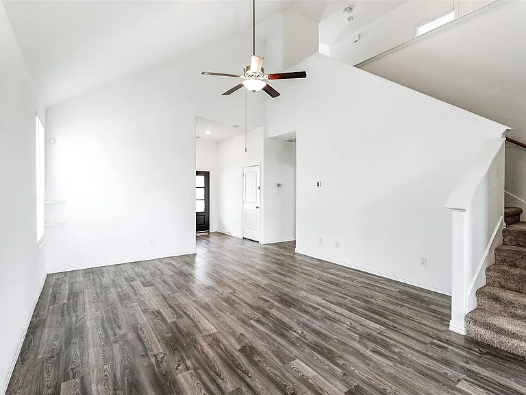 9011 Beacon Mill Dr — Photo 6