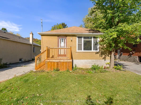 50 Connaught Ave, Toronto, ON M2M 1G8