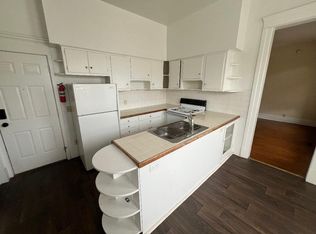 728 S Burdick St APT 2, Kalamazoo, MI 49007